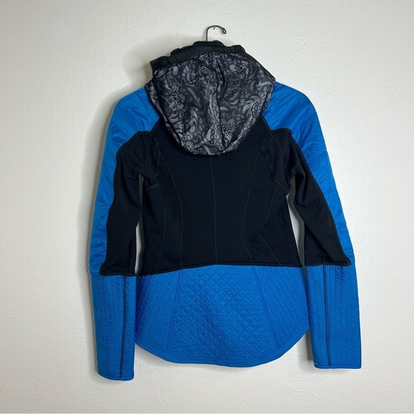 Lululemon Run Blue Black Long Sleeve Zip Front Quilted Bundle Up Jacket Size S - Picture 4 of 15